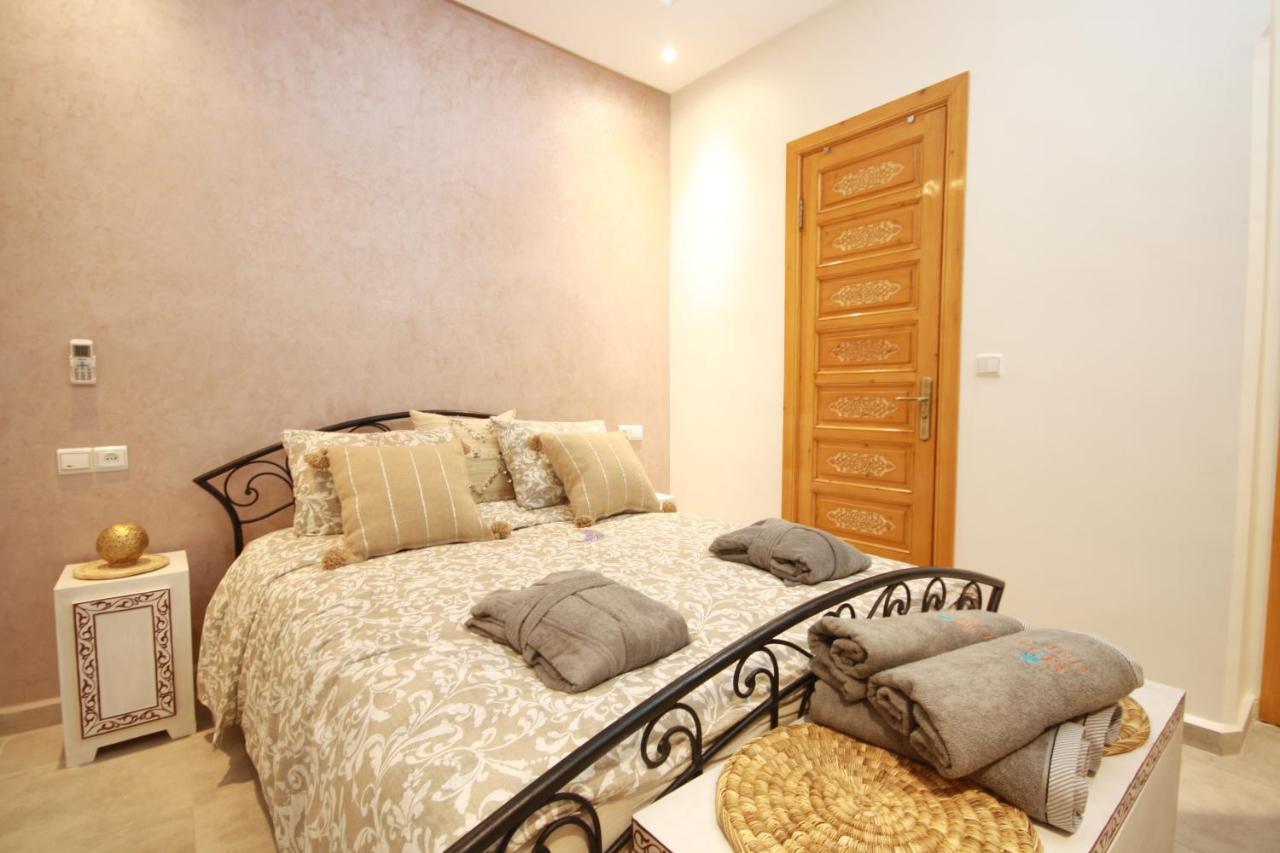 Riad Miel & Une Nuit Marrakesh Bagian luar foto